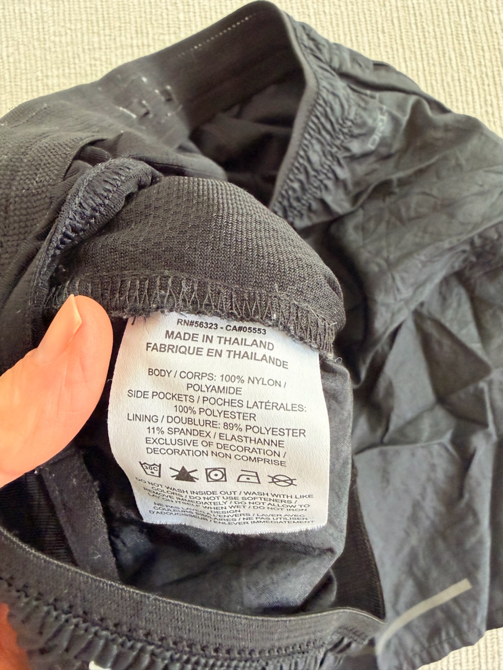 Nike men’s black stride running division shirt Large - Picture 8 of 9